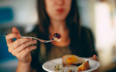 Check If You Have an Eating Disorder: Signs, Symptoms, and What to Do Next